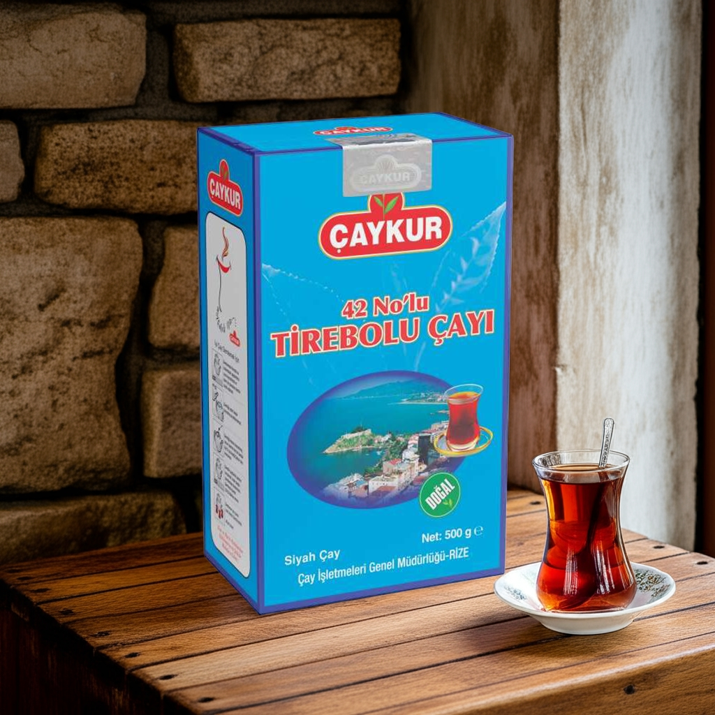 ÇAYKUR Tirebolu Çayı 500 gr, taze ve doğal yeşil çay yapraklarıyla dolu paket, geleneksel Türk çayı.