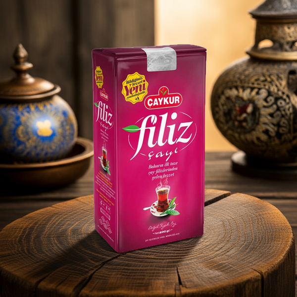 Çaykur Filiz Çayı 500 gr paket, yeşil ve taze çay yapraklarıyla dolu, doğal ve aromatik Türk çayı.