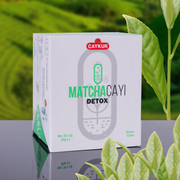 Rizeden Çay markalı, 60 gr Çaykur Matcha Çayı, toz formunda ve doğal yeşil renkli sağlık destekleyici içecek.