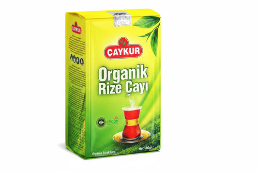 ÇAYKUR organik Rize çayı 500 gr. paket, taze ve doğal Rize çay yaprakları, yüksek kaliteli Türk çayı görüntüsü.