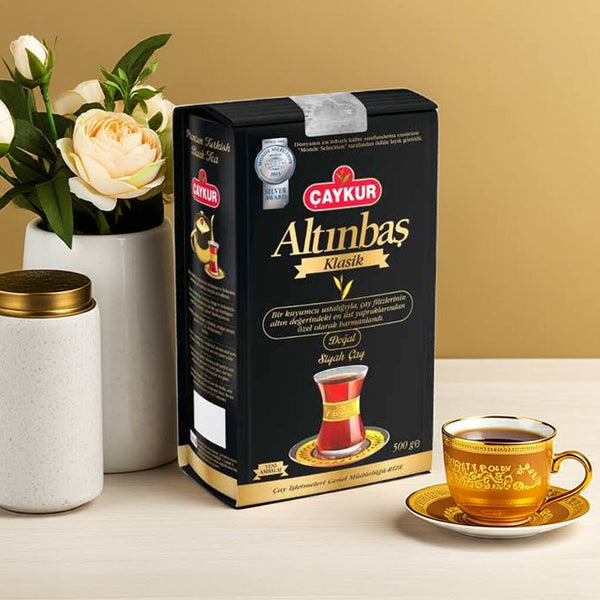 Çaykur Altınbaş Çay 500 gr, kuru siyah çay yaprakları, geniş paket içinde, taze ve kaliteli Türk çayı.